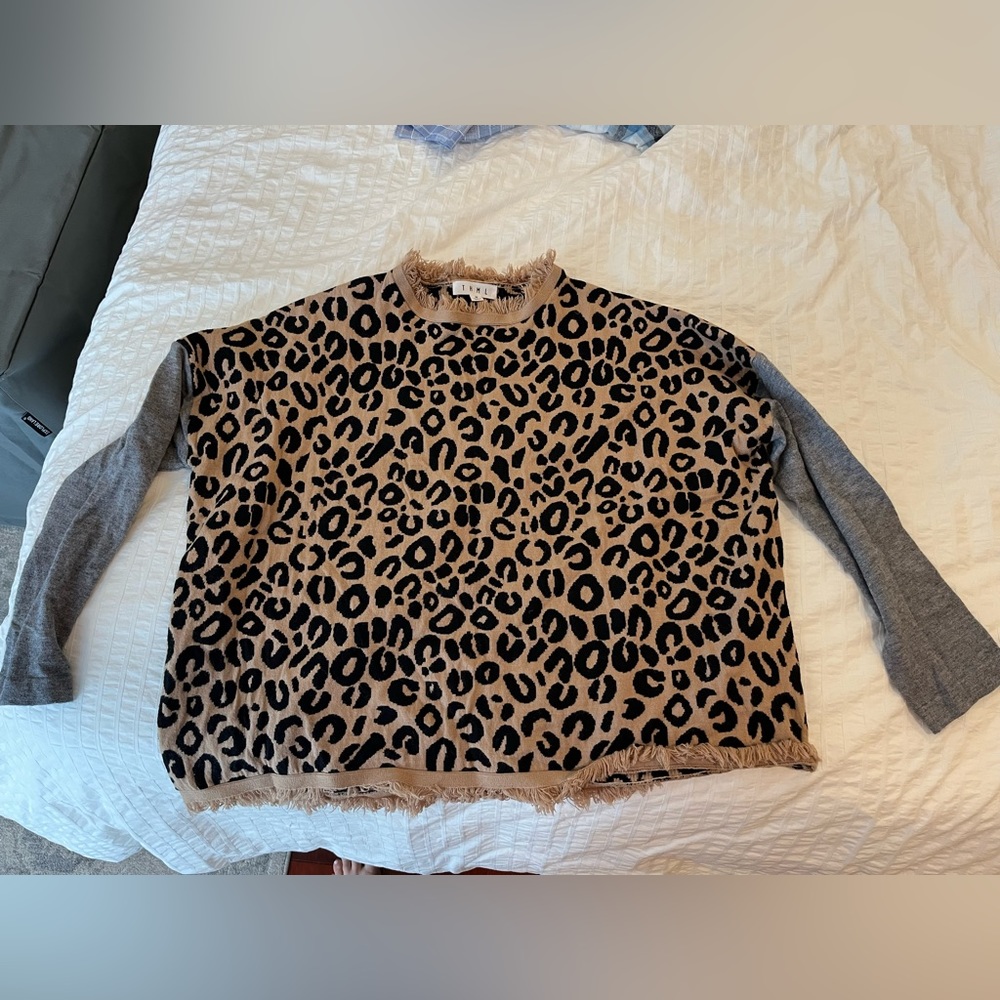 Medium, THML Cheetah Print Sweater. Grey sleeves.